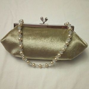 Vintage Look Snap Top Clutch